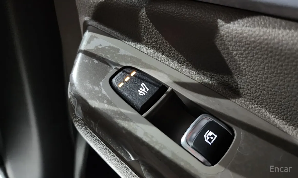 Фото 18 - Kia Carnival