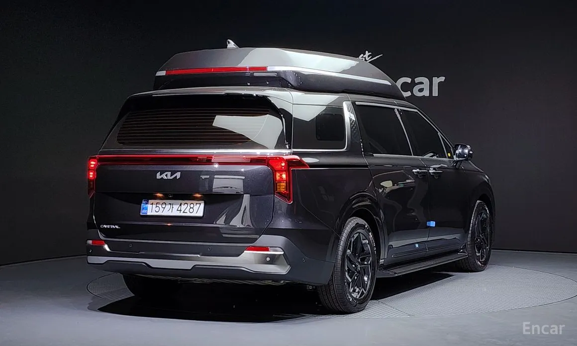 Фото 2 - Kia Carnival