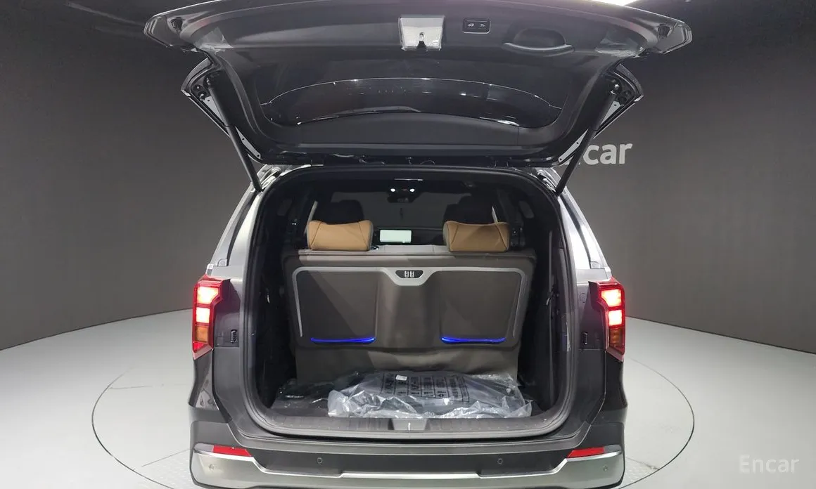 Фото 20 - Kia Carnival