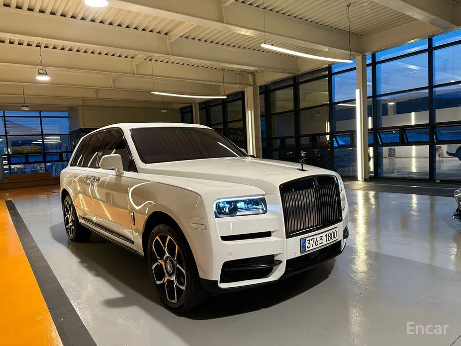 Фото 2 - Rolls-Royce Cullinan