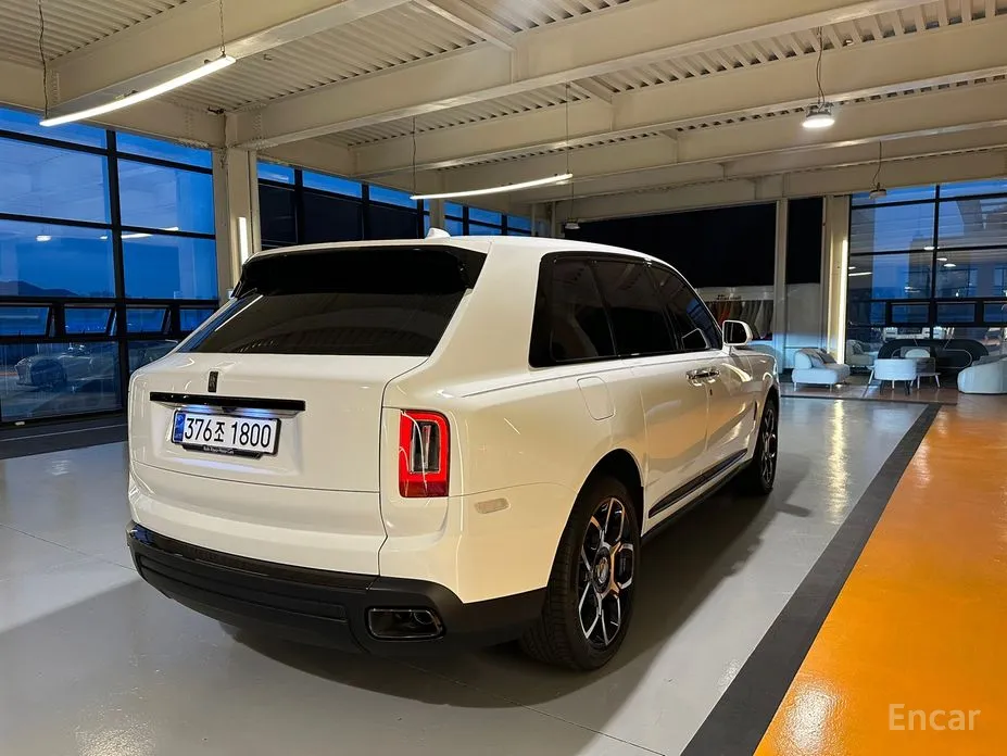 Фото 4 - Rolls-Royce Cullinan