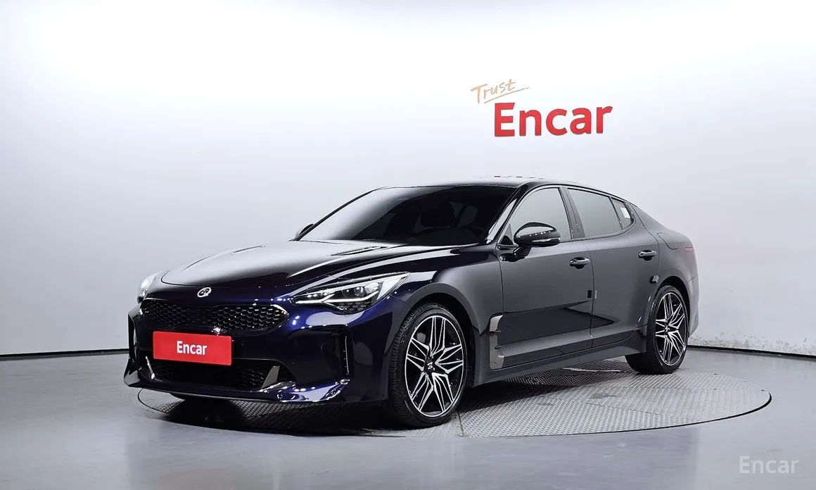 Фото 1 - Kia Stinger