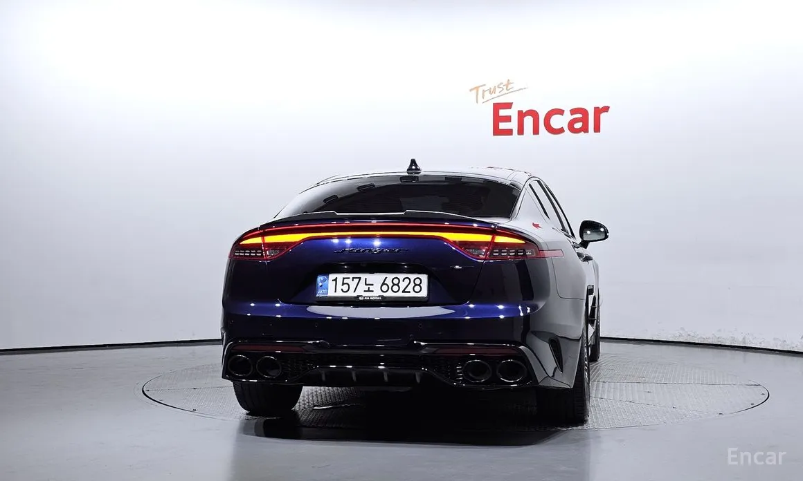 Фото 4 - Kia Stinger