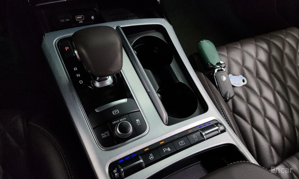 Фото 9 - Kia Stinger