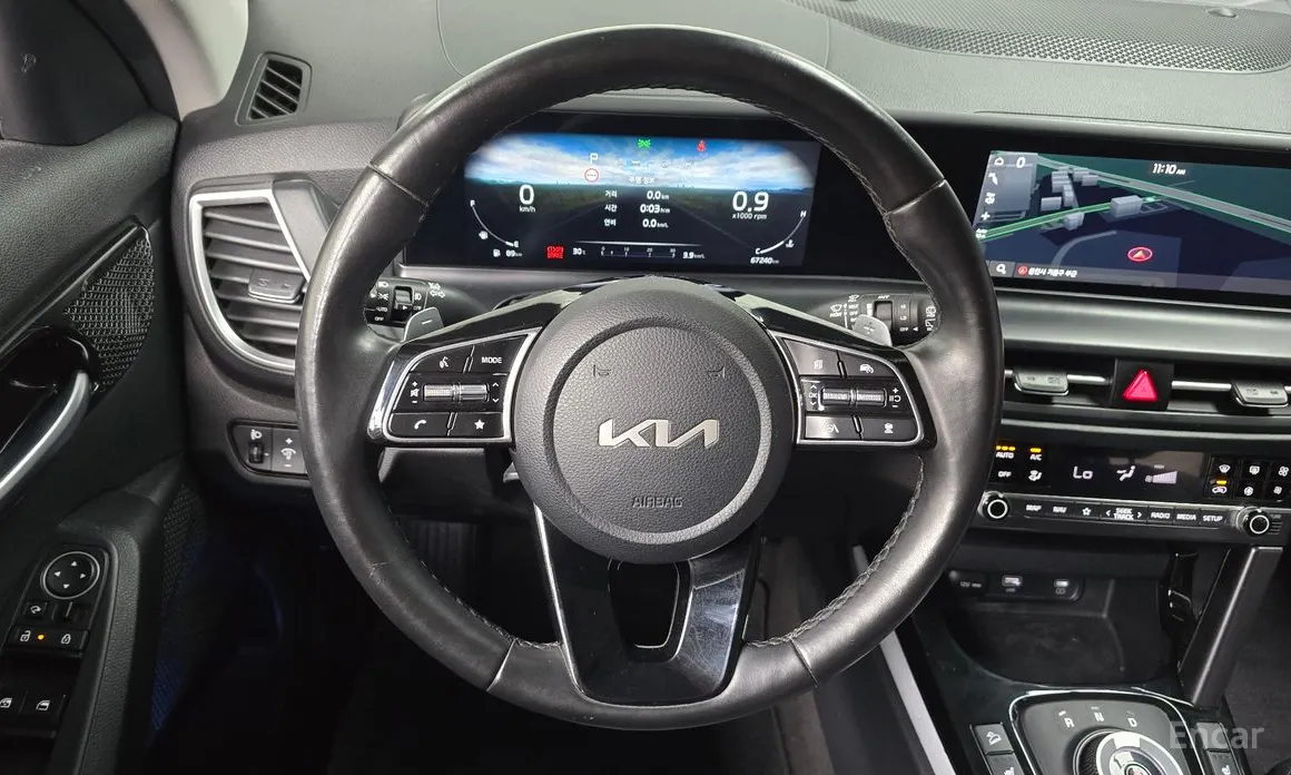Фото 13 - Kia Seltos