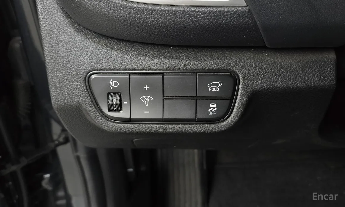 Фото 16 - Kia Seltos