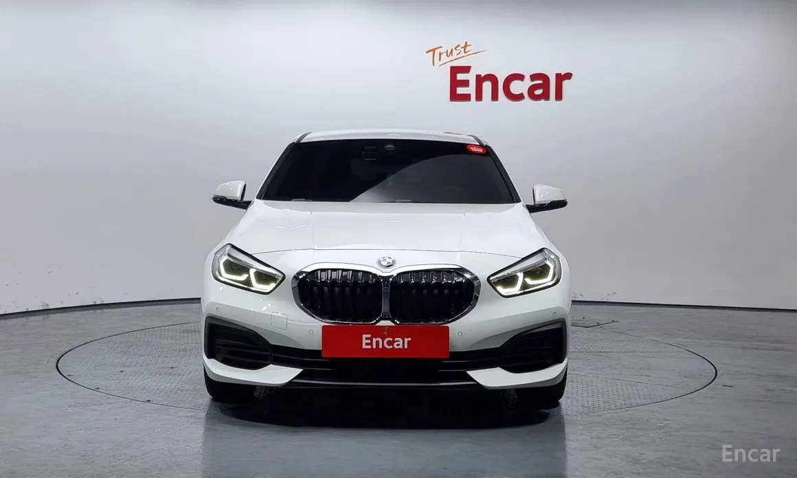 Фото 3 - BMW 1 Series