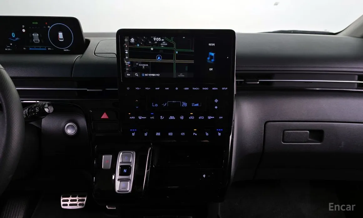 Фото 15 - Hyundai Staria