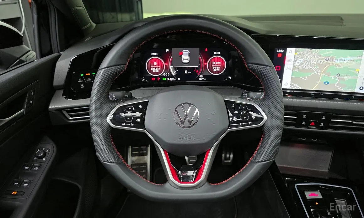 Фото 14 - Volkswagen Golf