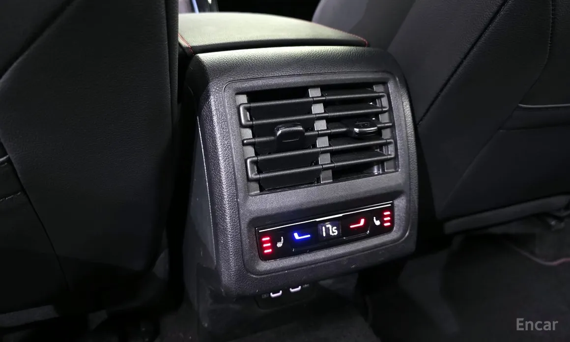 Фото 17 - Volkswagen Golf