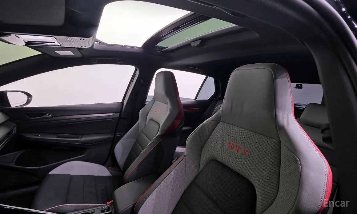 Фото 19 - Volkswagen Golf