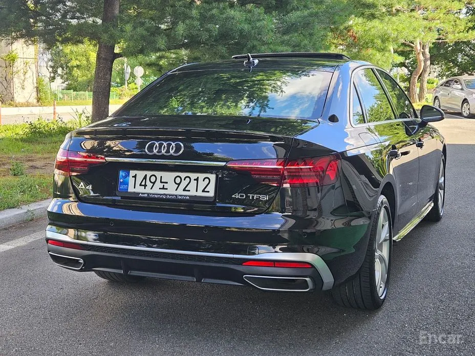 Фото 6 - Audi A4