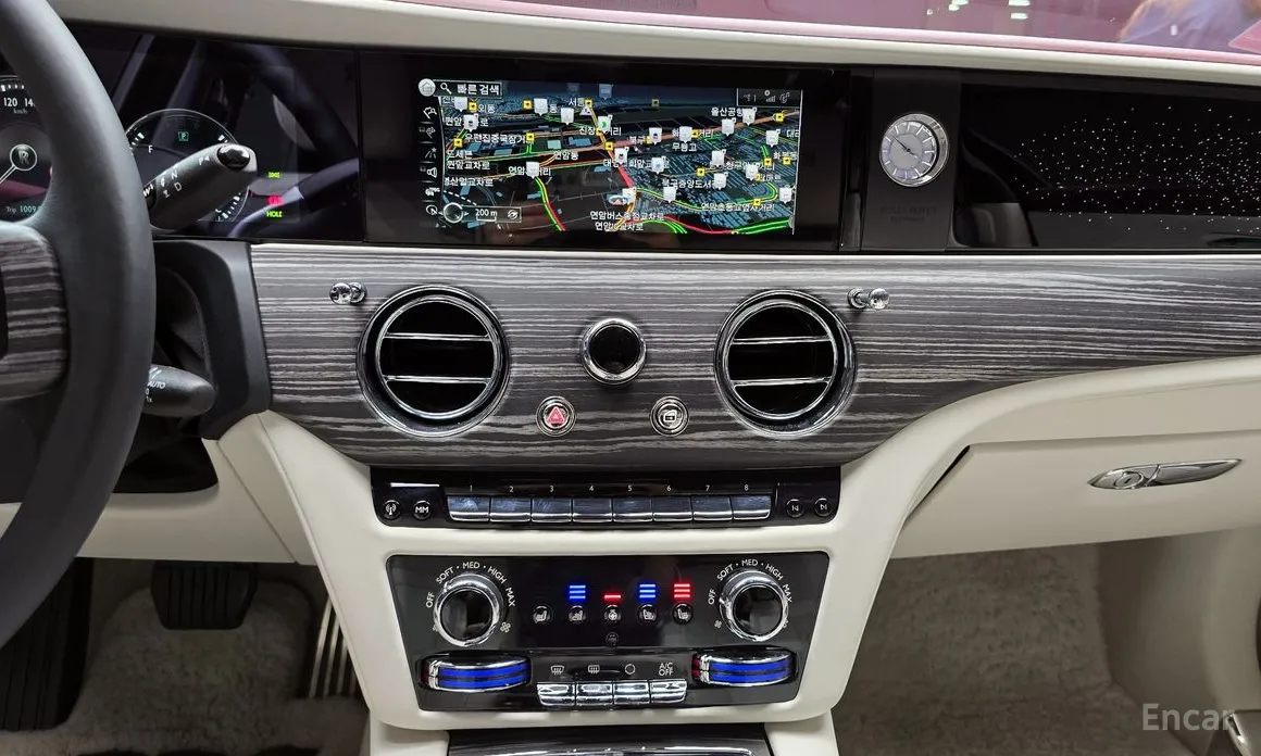 Фото 14 - Rolls-Royce Ghost