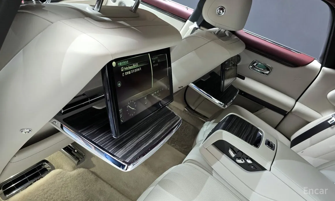 Фото 18 - Rolls-Royce Ghost