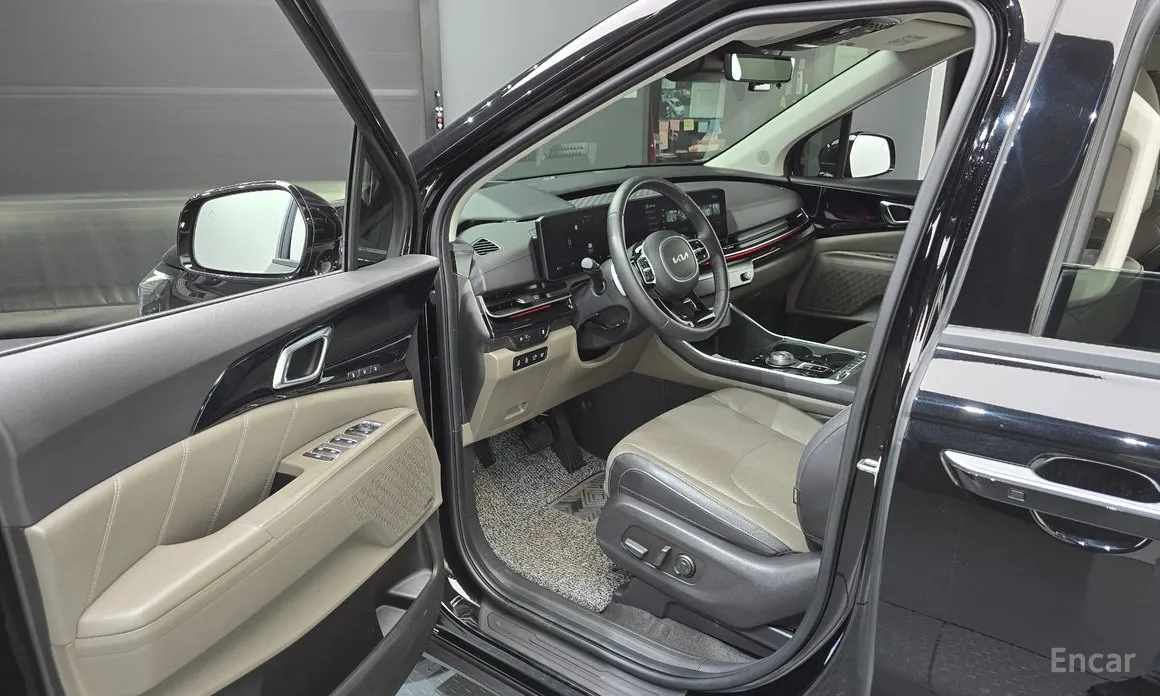 Kia Carnival 2023 Gasoline 9-Seater Signature