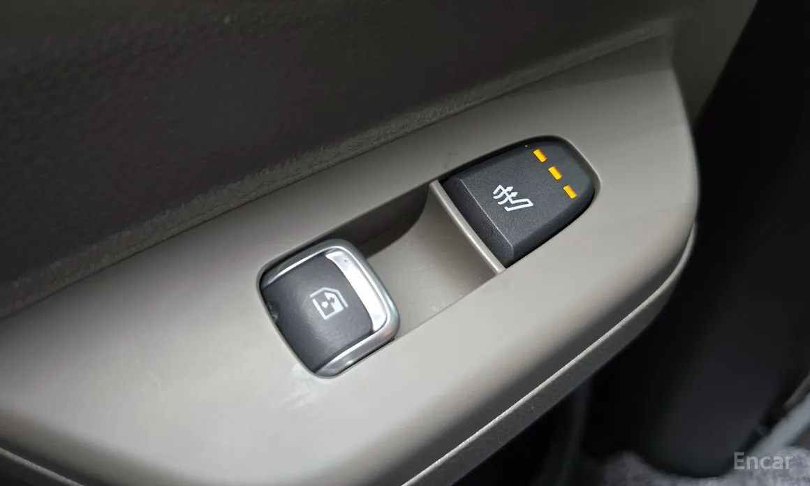 Kia Carnival 2023 Gasoline 9-Seater Signature