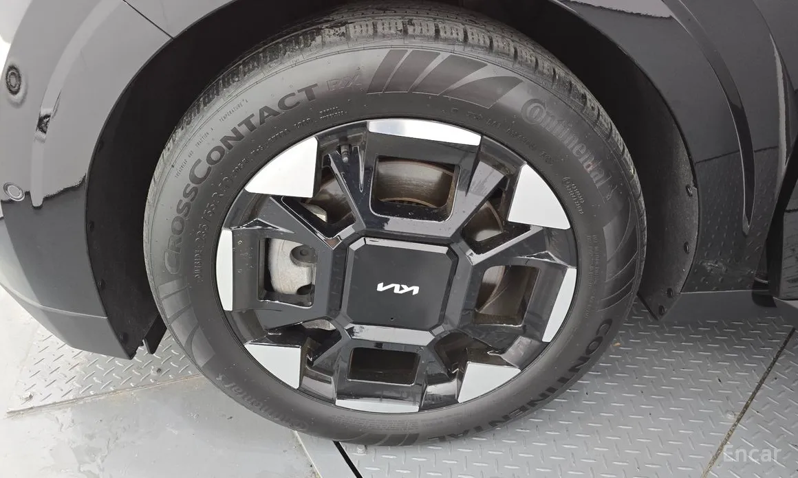 Kia Carnival 2023 Gasoline 9-Seater Signature