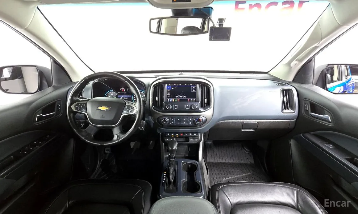 Photo 14 - Chevrolet Colorado