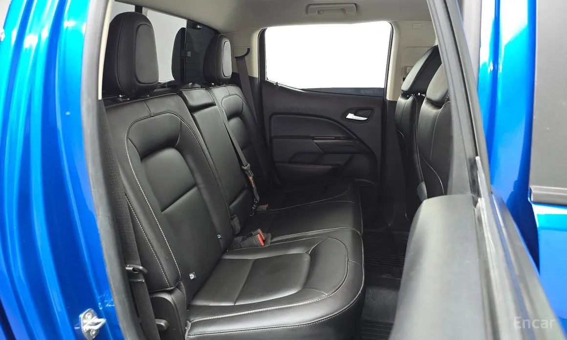 Photo 16 - Chevrolet Colorado