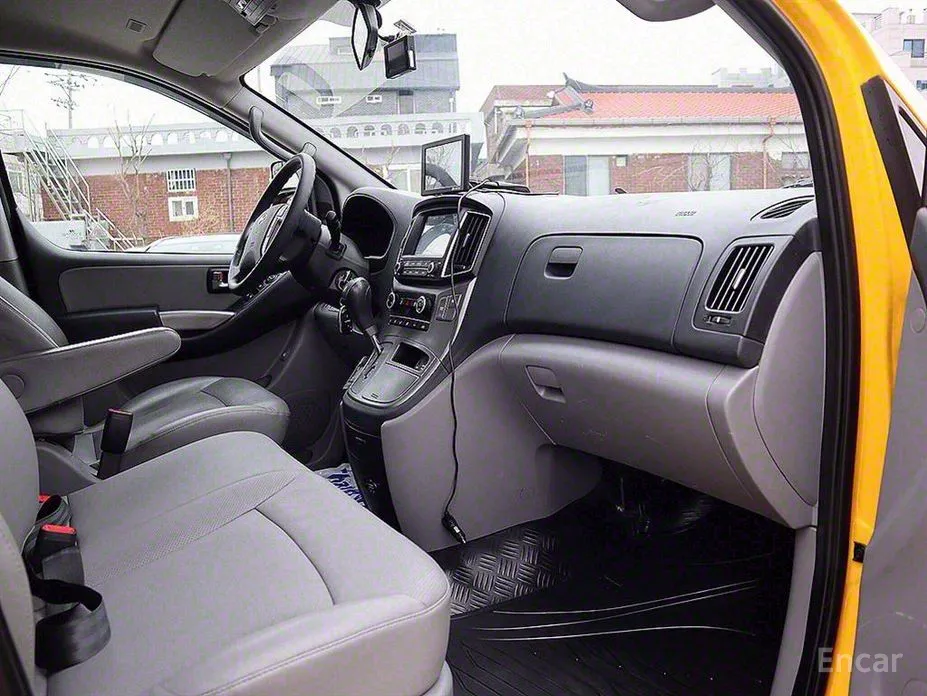 Фото 12 - Hyundai Starex