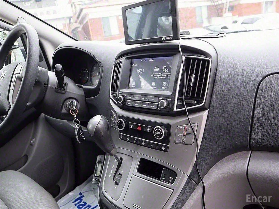 Фото 13 - Hyundai Starex