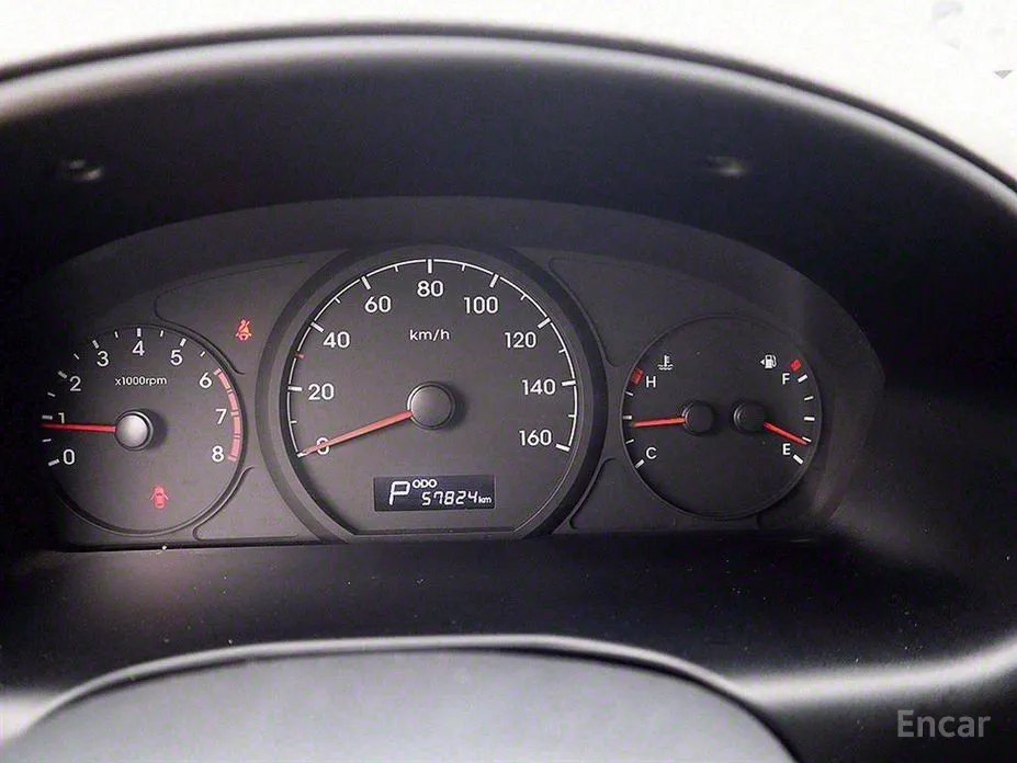 Фото 8 - Hyundai Starex