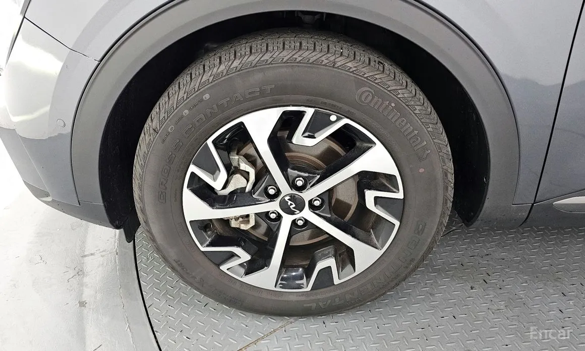 Фото 5 - Kia Sportage