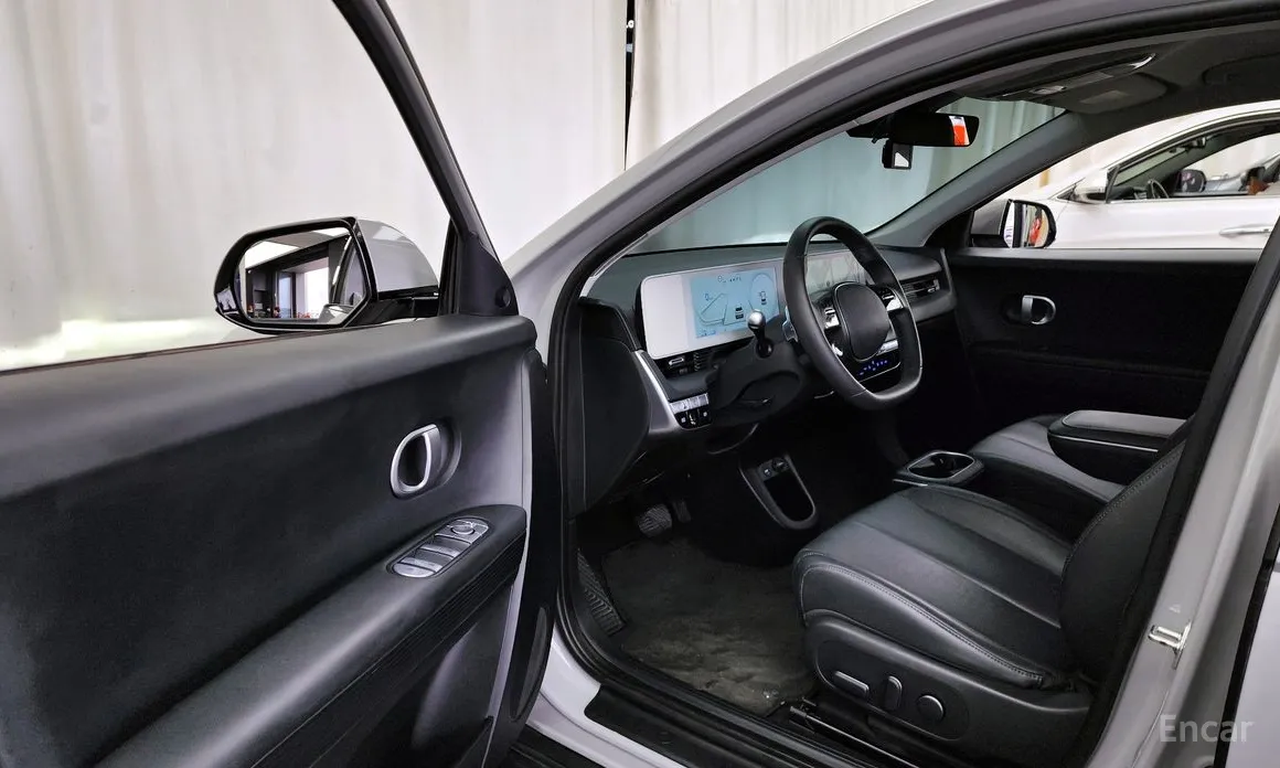 Photo 10 - Hyundai Ioniq 5