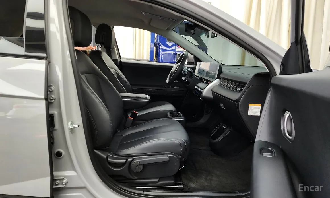 Photo 11 - Hyundai Ioniq 5