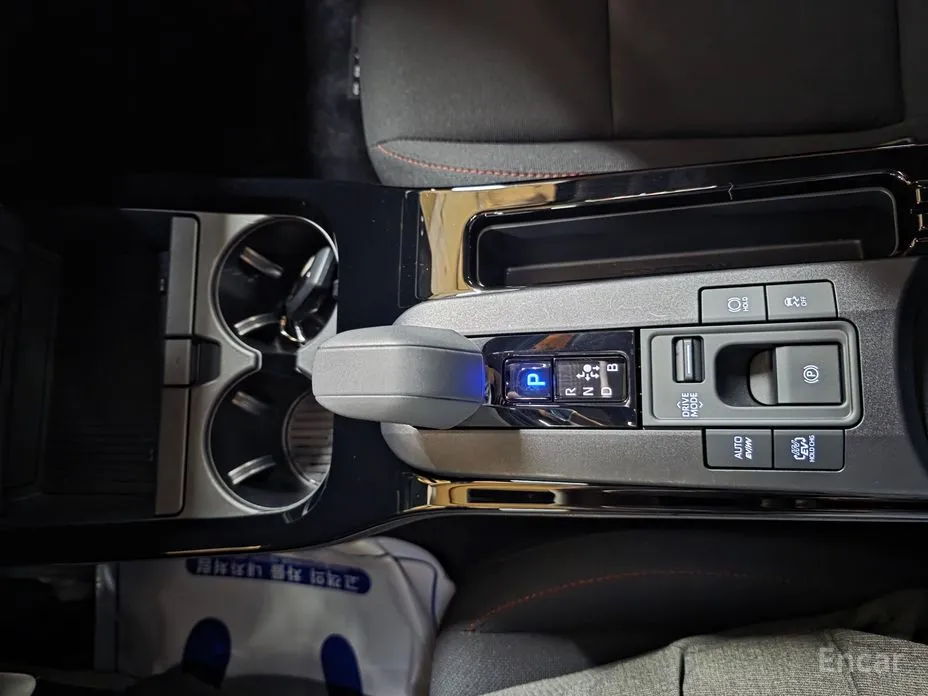 Фото 12 - Toyota Prius