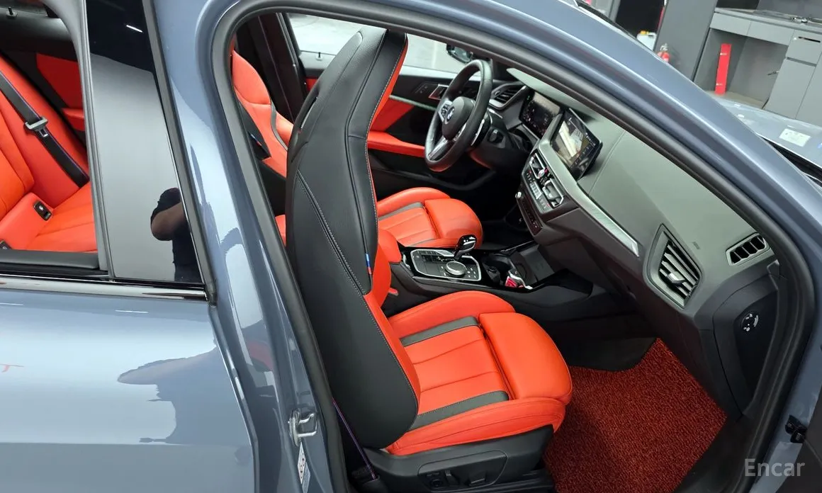 Фото 12 - BMW 1 Series