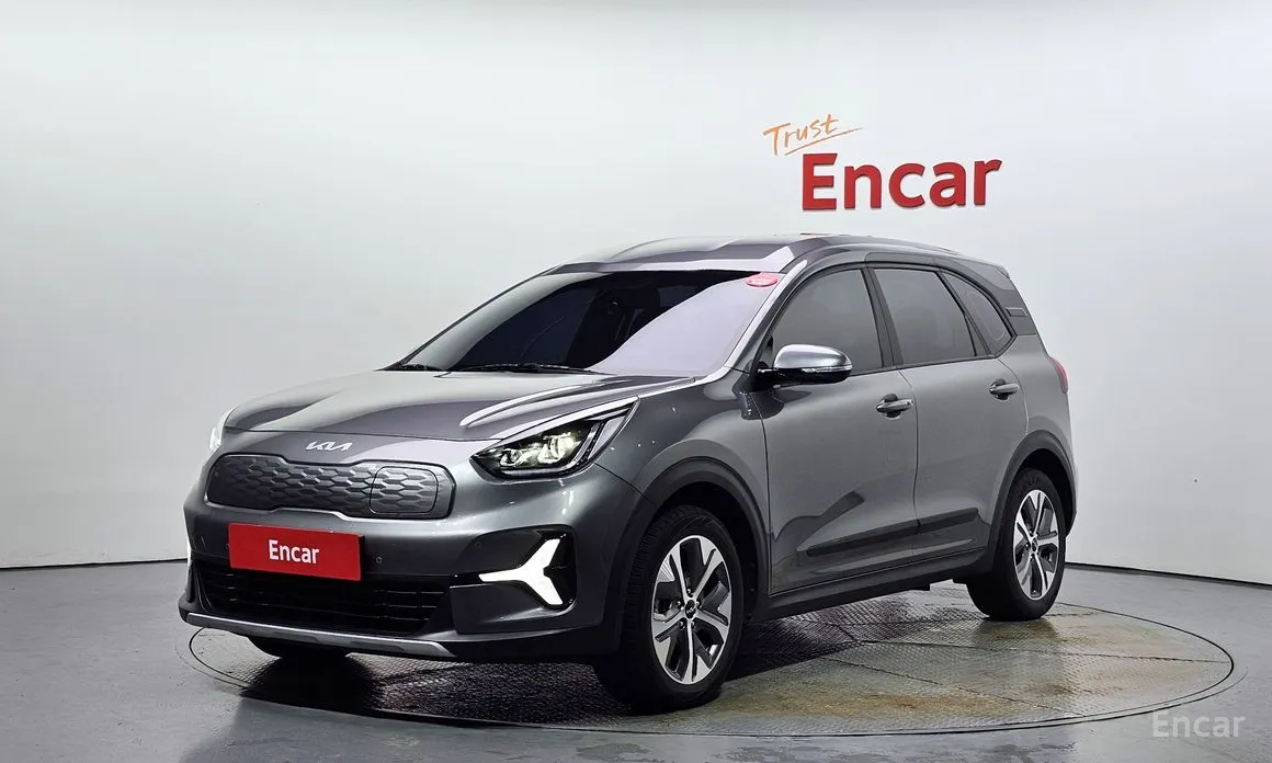 Фото 1 - Kia Niro