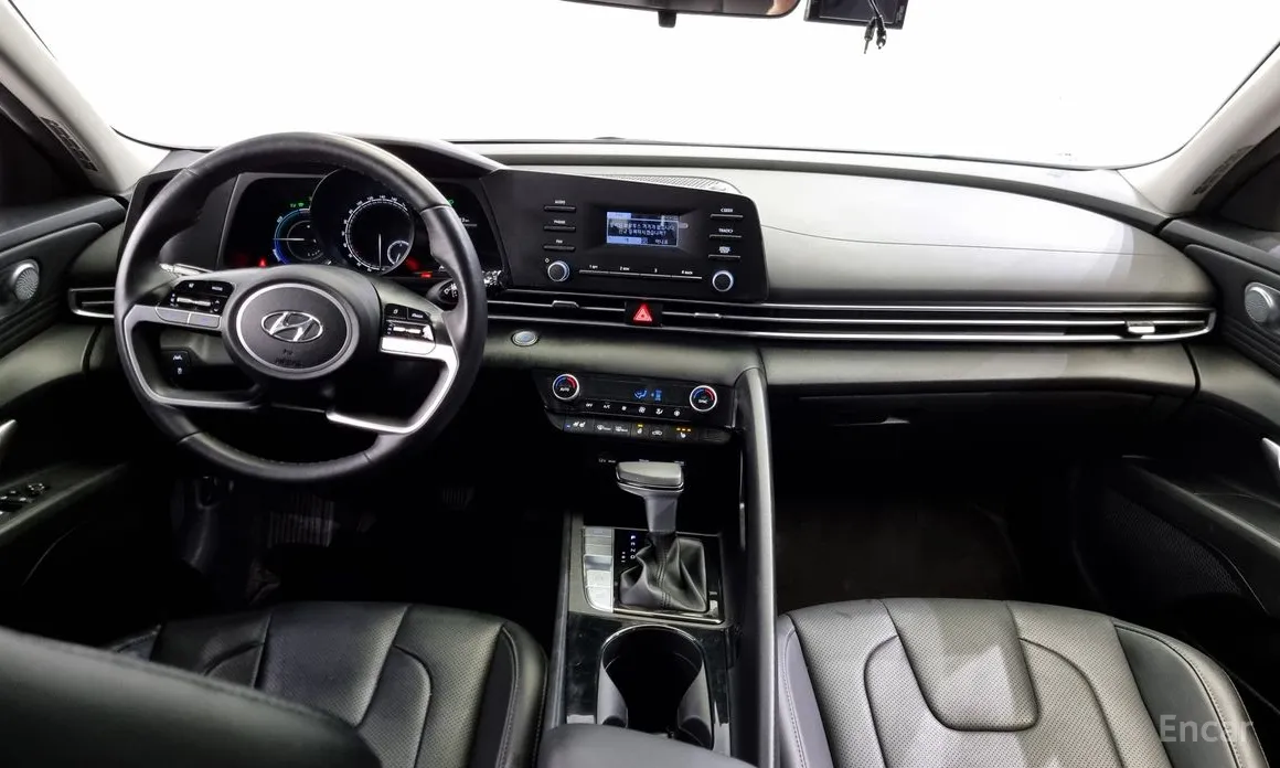 Фото 7 - Hyundai Avante