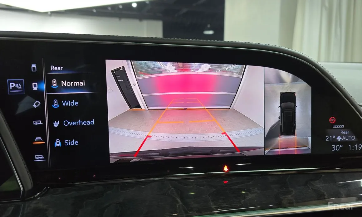 Фото 15 - Cadillac Escalade