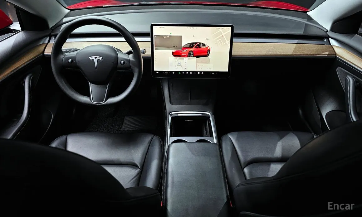 Фото 7 - Tesla Model 3