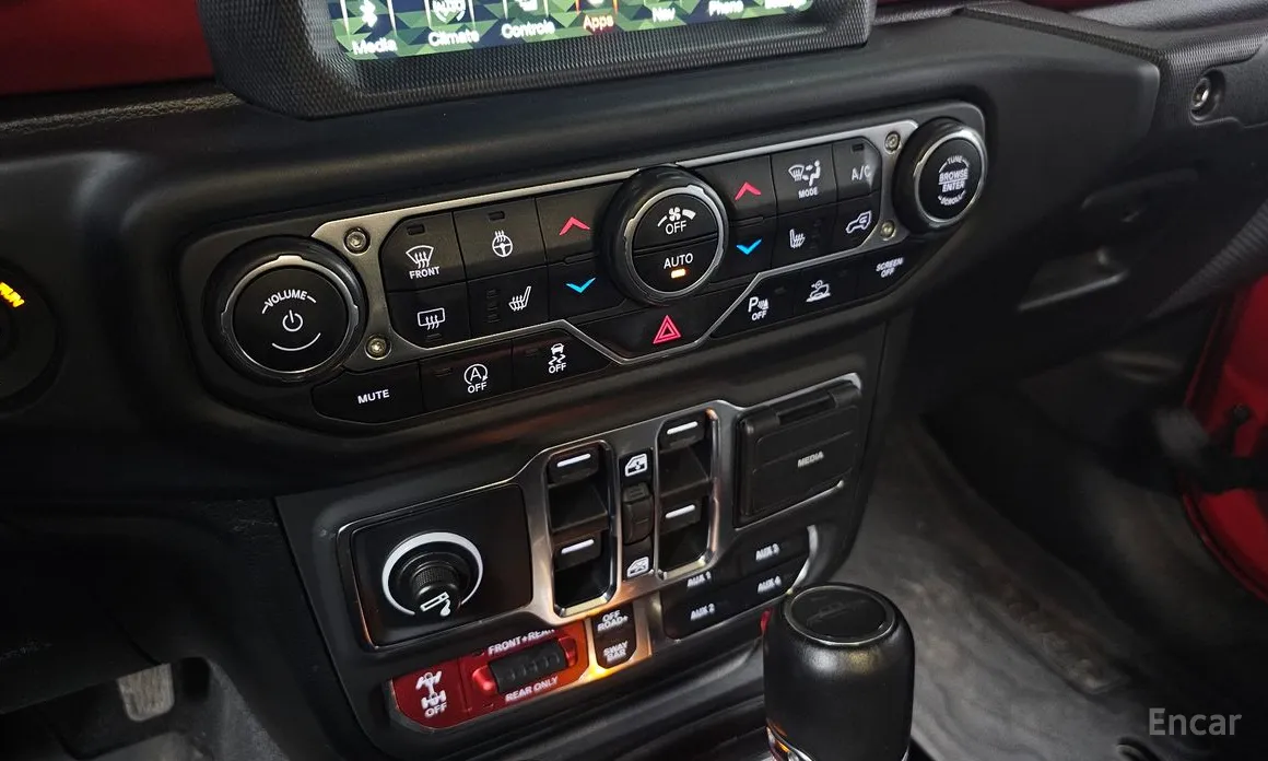 Фото 18 - Jeep Gladiator