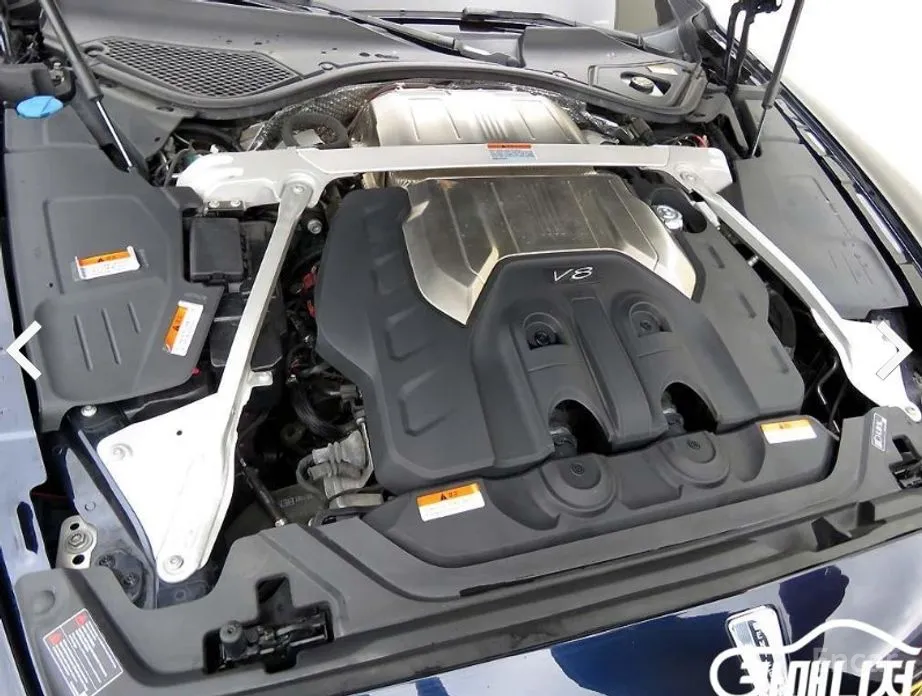 Фото 19 - Bentley Flying Spur