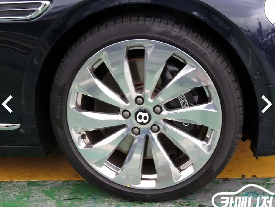 Фото 20 - Bentley Flying Spur