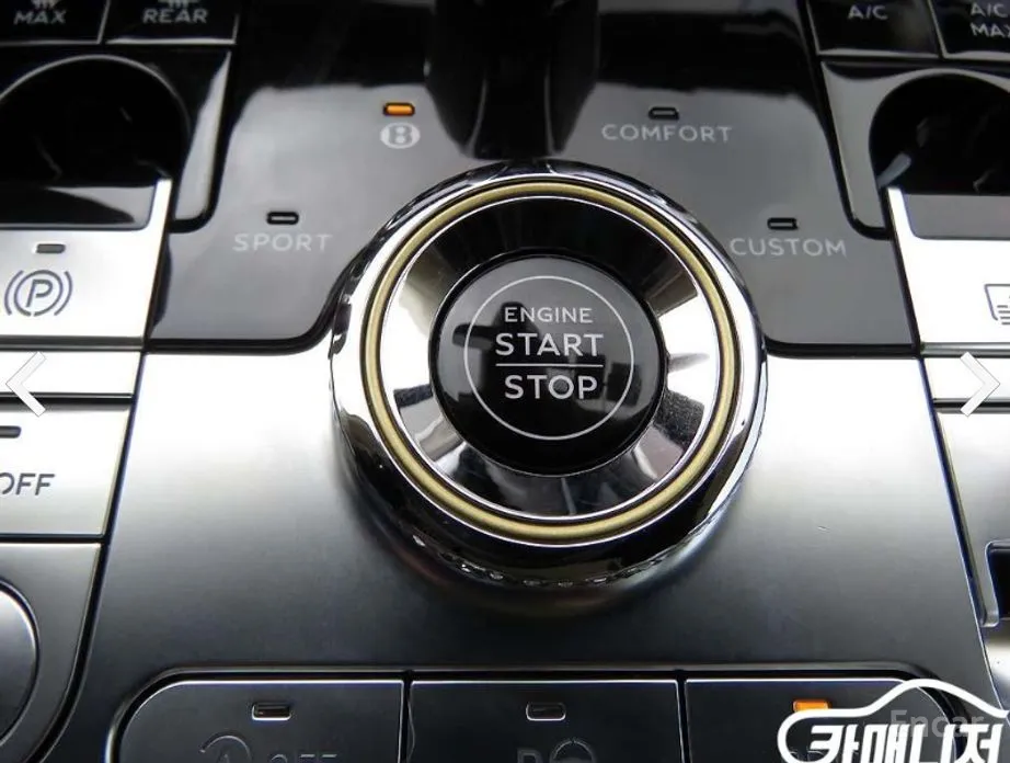 Фото 9 - Bentley Flying Spur