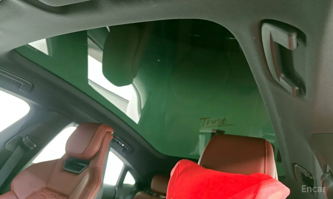 Фото 19 - Audi e-tron GT