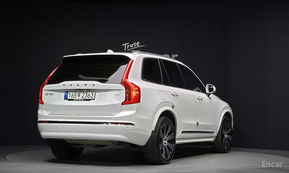 Фото 2 - Volvo XC90