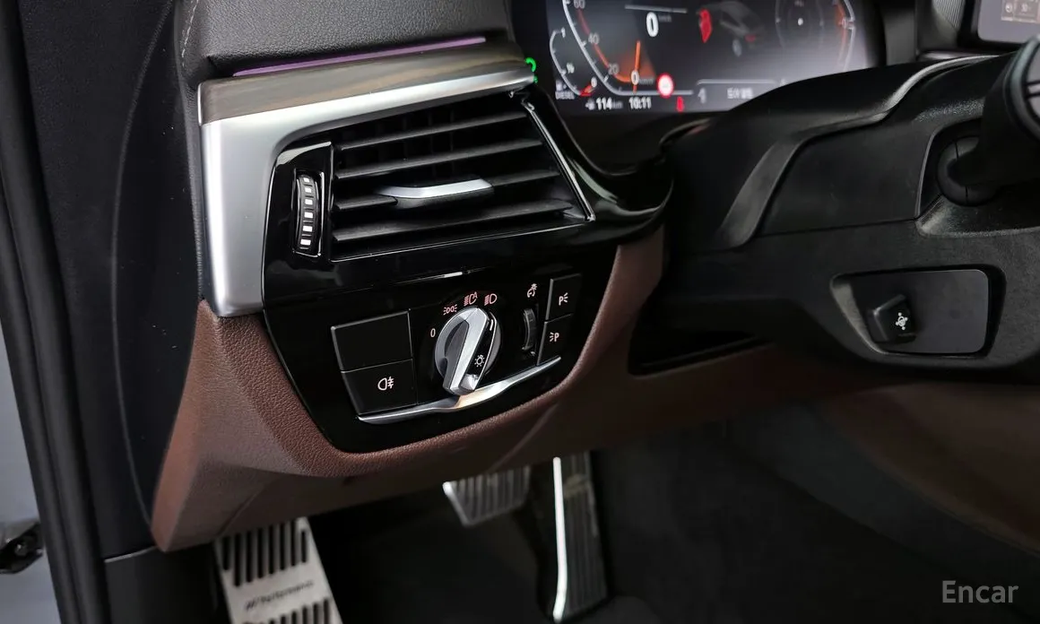 Фото 13 - BMW Gran Turismo