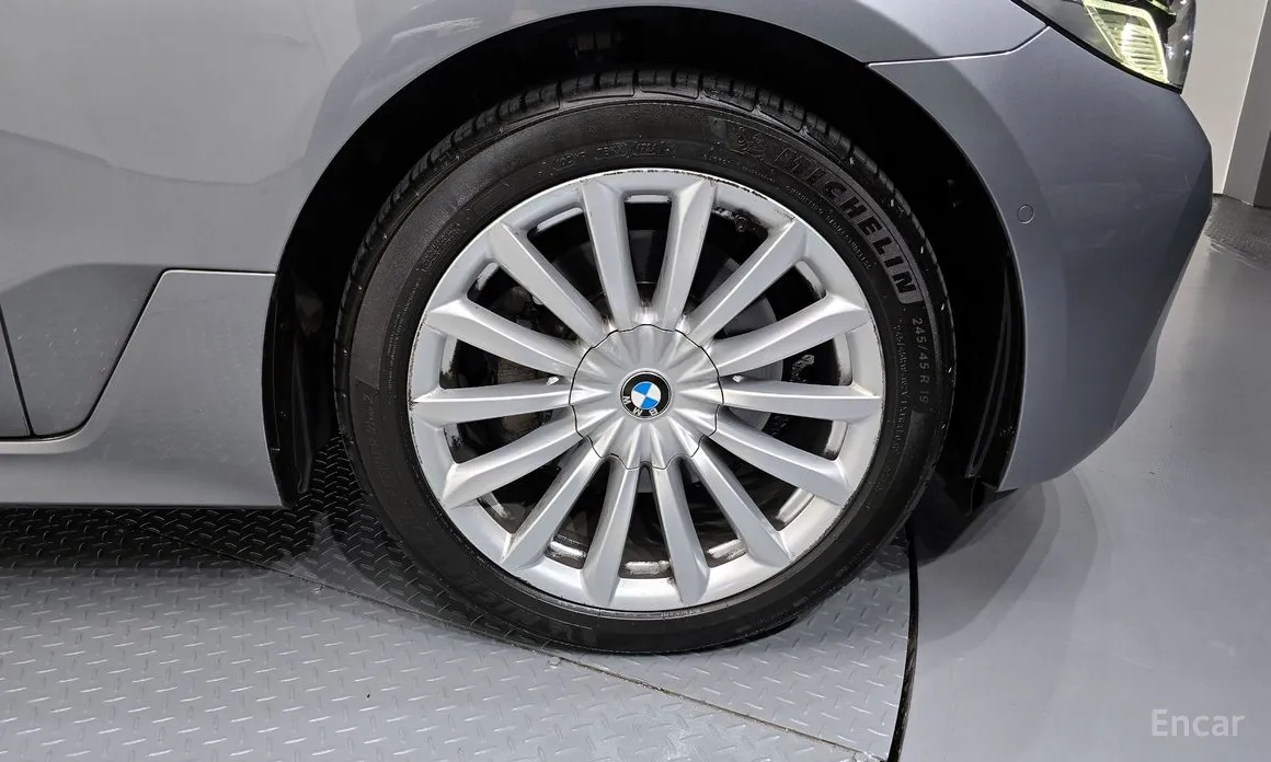 Фото 5 - BMW Gran Turismo