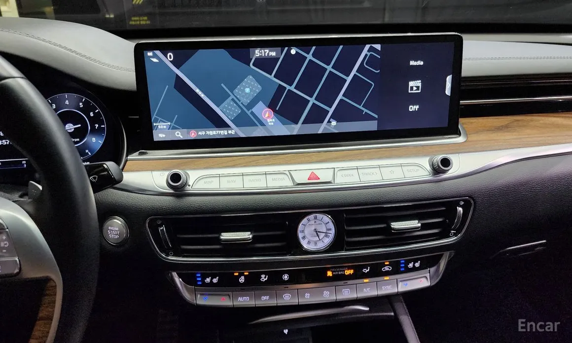 Фото 14 - Kia K9