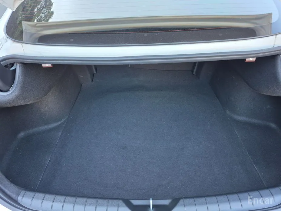 Фото 11 - Hyundai Sonata