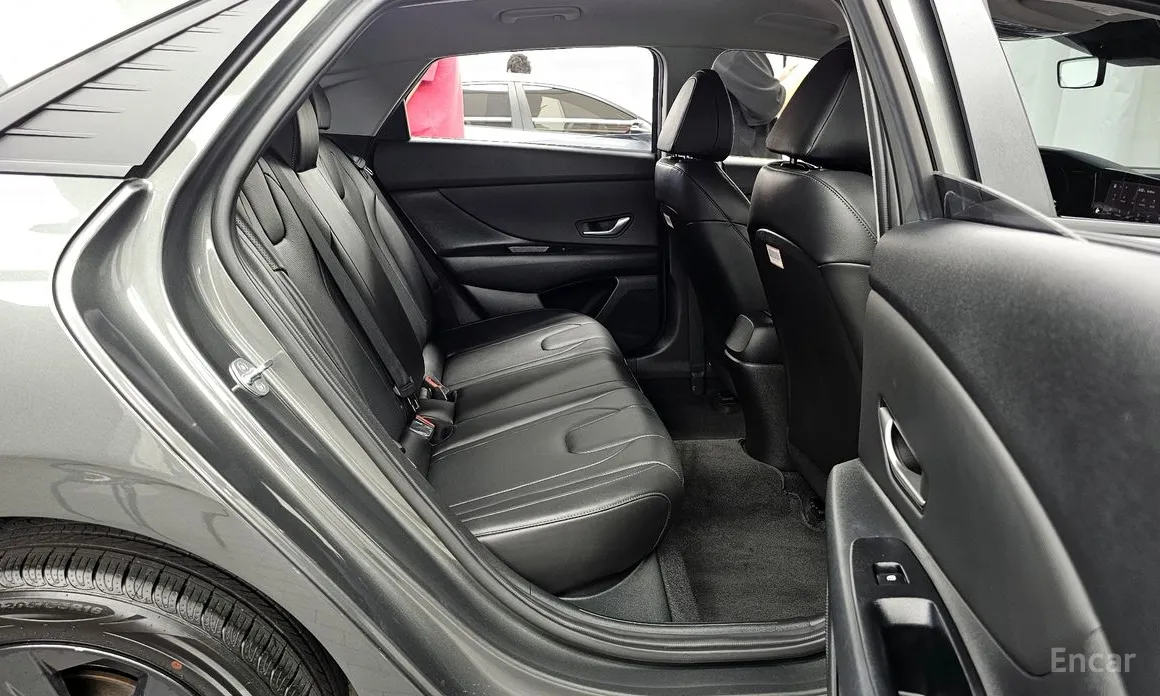 Фото 12 - Hyundai Avante