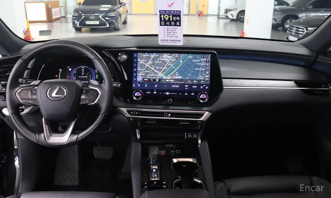 Фото 11 - Lexus RX