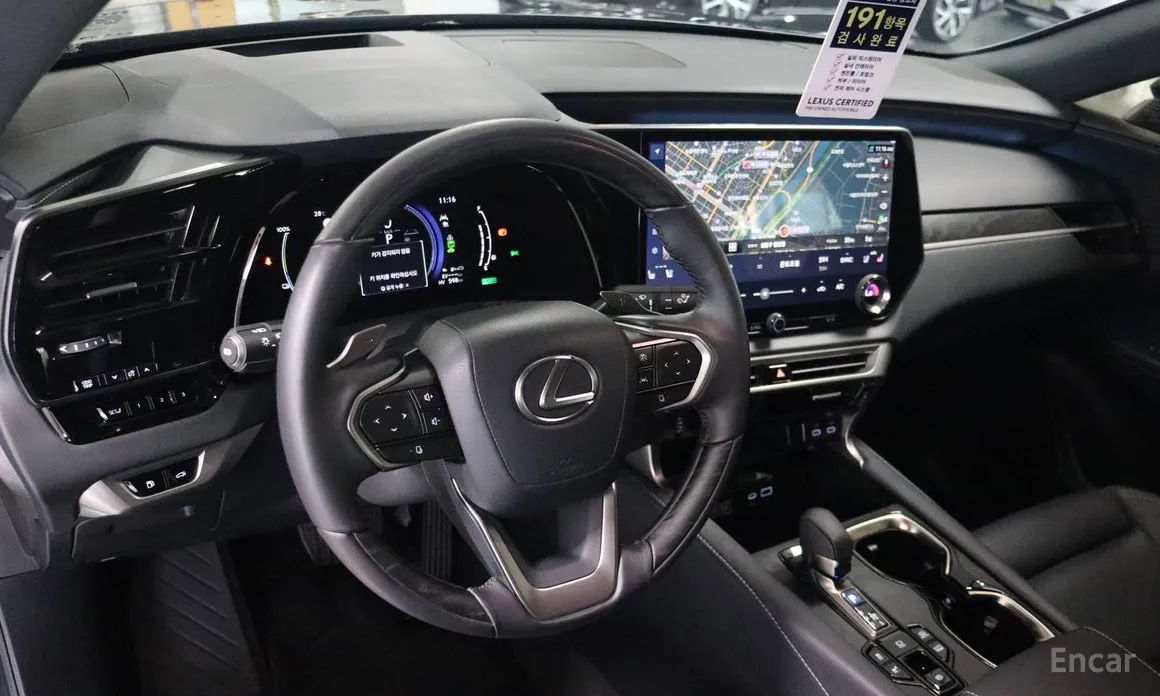 Фото 15 - Lexus RX