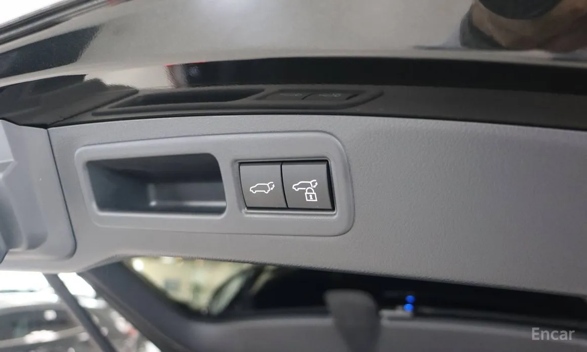 Фото 17 - Lexus RX