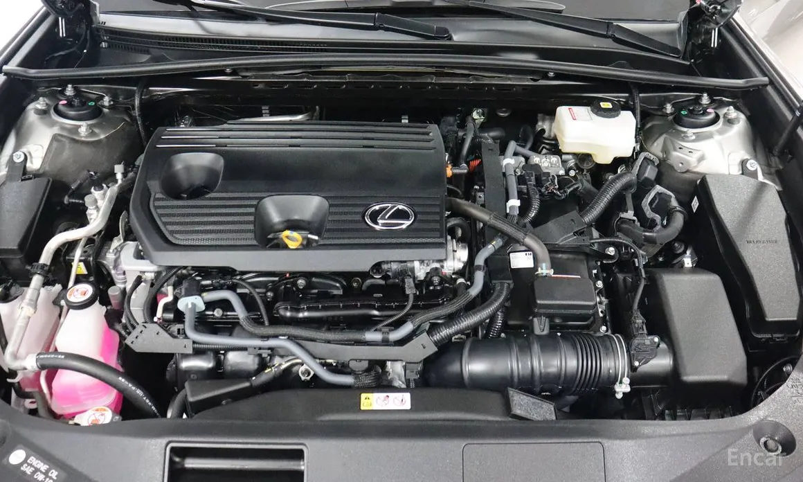 Фото 6 - Lexus ES